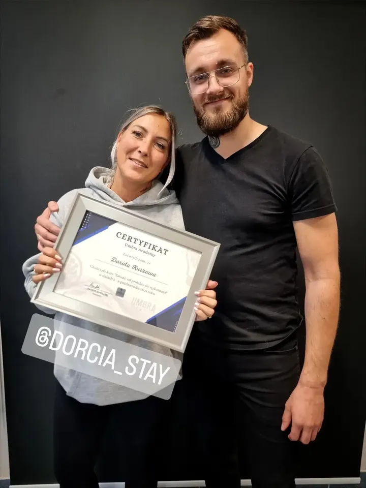 Dorota z certyfikatem Umbra Academy obok Patryk Kowalski, październik 2024